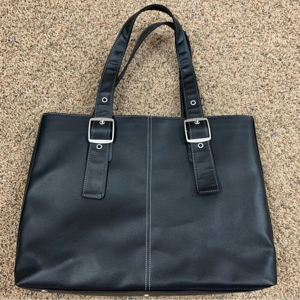 NEW Solo Black Leather Laptop Tote Bag - Picture 14 of 15
